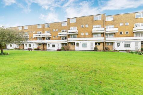 Well House, Woodmansterne Lane12.jpg