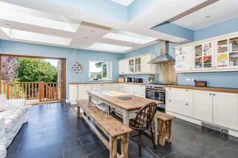 house-chipstead-way-banstead-1014.jpg