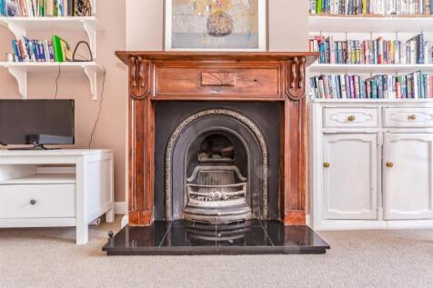 house-chipstead-way-banstead-1030.jpg