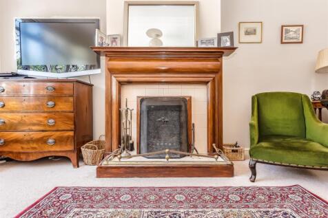 house-chipstead-way-banstead-1029.jpg
