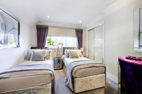 KENMORE CLOSE, 1 EXTRA-32.jpg