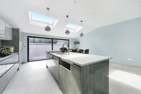CHIPSTEAD LANE, 4 WILLIAMS HARLOW- (13).jpg
