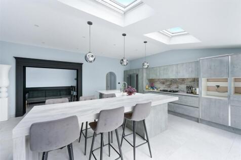 CHIPSTEAD LANE, 4 WILLIAMS HARLOW- (15).jpg