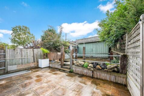 CHIPSTEAD LANE, 4 WILLIAMS HARLOW- (18).jpg