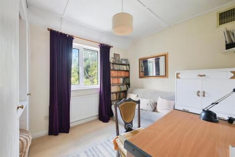 KINGSWOOD ROAD, 15- (11).jpg