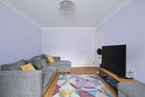 PRESTON MANOR ROAD, 81- (2).jpg