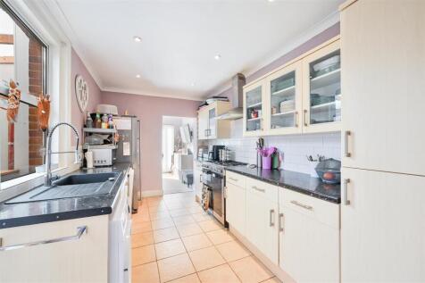 LYME REGIS ROAD, 34- (4).jpg