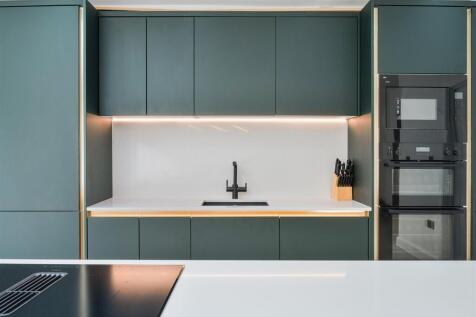 FERNDALE ROAD, 54  (10).jpg