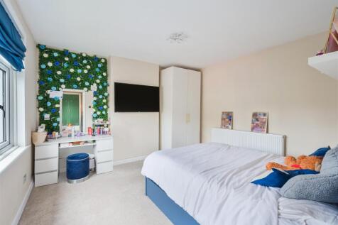 FERNDALE ROAD, 54  (2).jpg