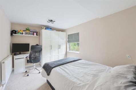 FERNDALE ROAD, 54  (1).jpg