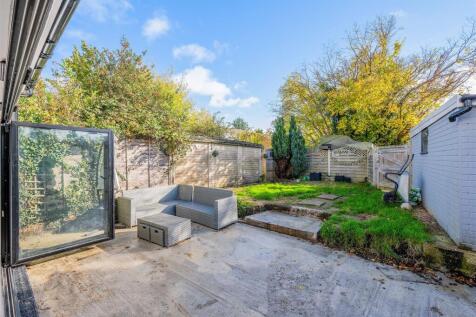 FERNDALE ROAD, 54  (14).jpg