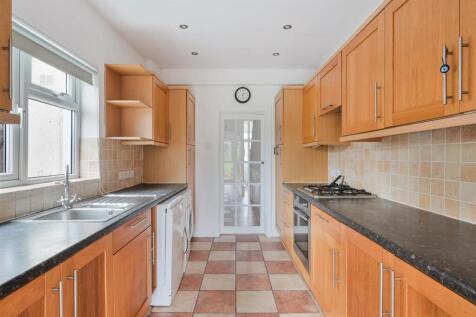 FERNDALE ROAD,  (15).jpg