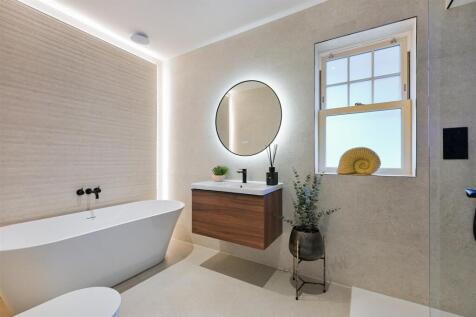 OAKWOOD AVENUE, 4- (7).jpg