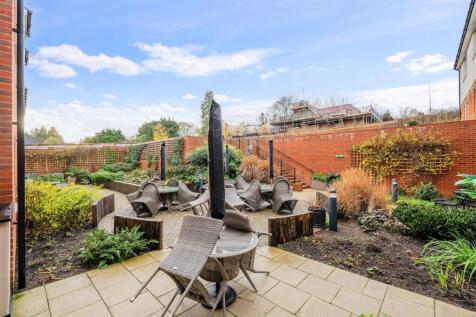 GOLDFINCH HOUSE, FLAT 3  (6).jpg