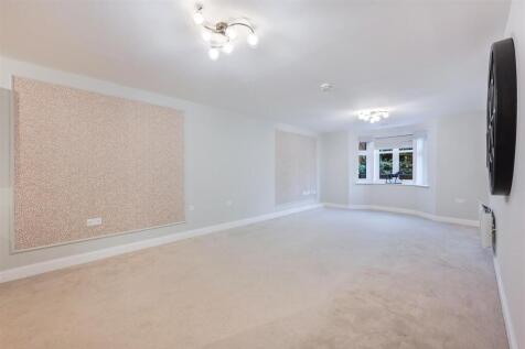 GOLDFINCH HOUSE, FLAT 3  (14).jpg