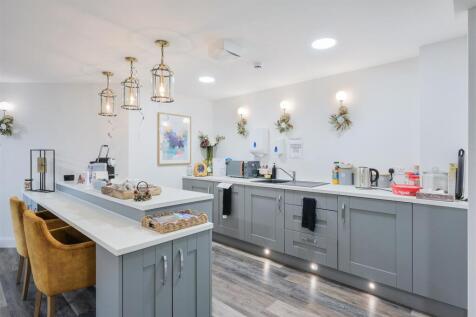 GOLDFINCH HOUSE, FLAT 3  (19).jpg