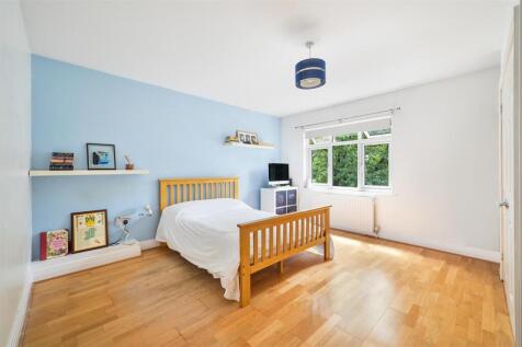 BYWOOD CLOSE, 4- (11).jpg