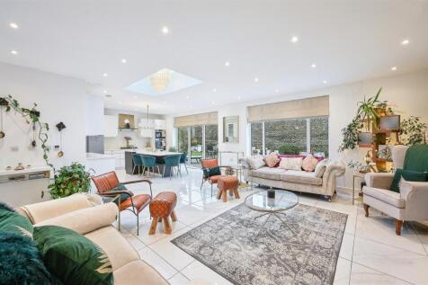 GREAT TATTENHAMS, 41- (9).jpg