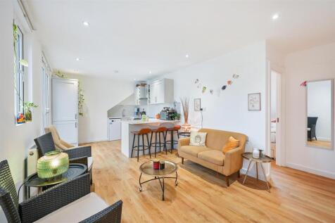 GREAT TATTENHAMS, 41- (16).jpg