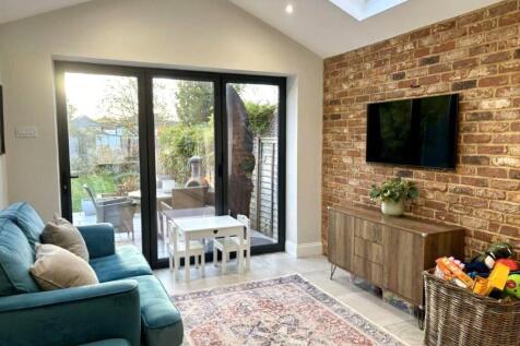 Property Image 4
