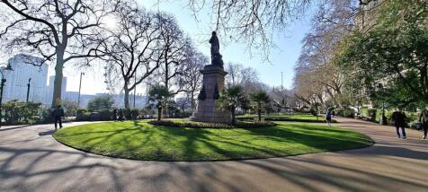 Whitehall Gdns