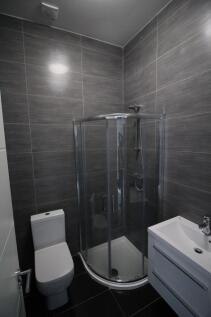 Master bedroom ensuite