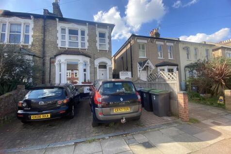 Whittington Road N22
