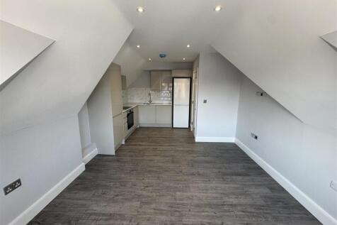Kitchen/ Lounge
