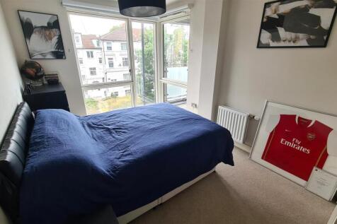 Bed 1