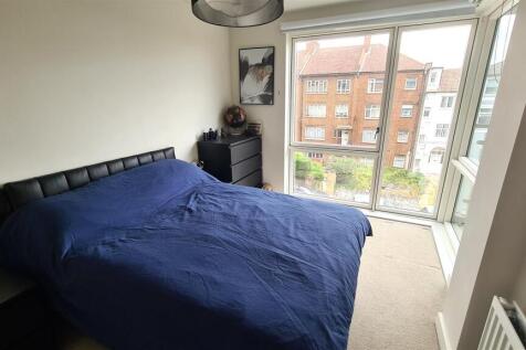 Bed 1