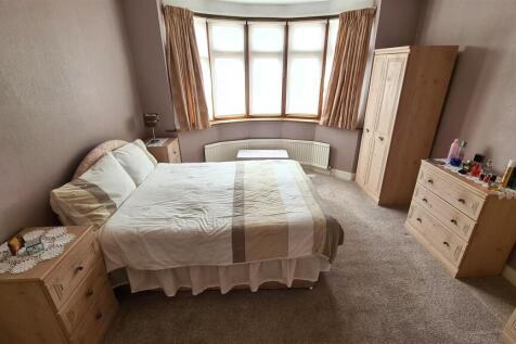 Bed 1