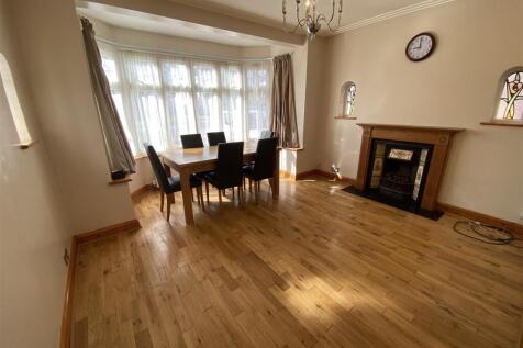 Front Lounge