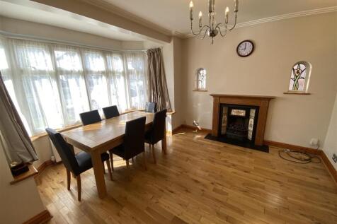 Front Lounge