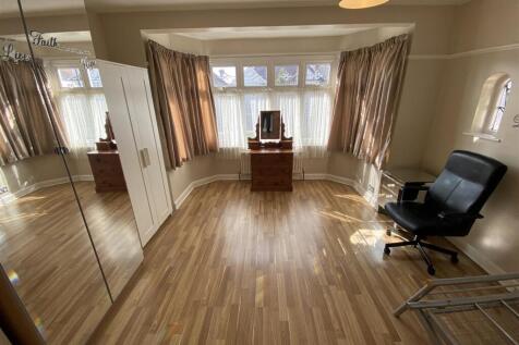 Front bedroom