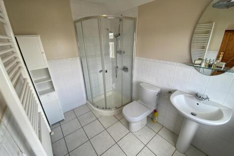 Loft En-suite