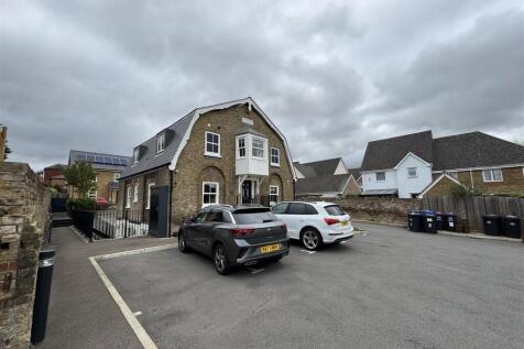 Alpha Cottages SG12