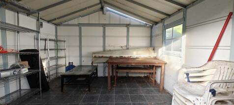 Garden shed