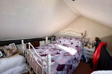 MEZZANINE BEDROOM