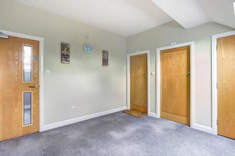 APARTMENT ENTRANCE