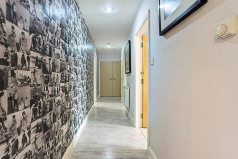 APARTMENT HALL