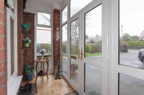 ENTRANCE PORCH