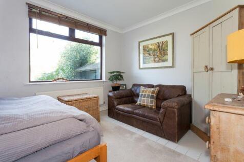 BEDROOM 4 SIDE