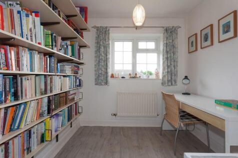 BEDROOM 4 FRONT