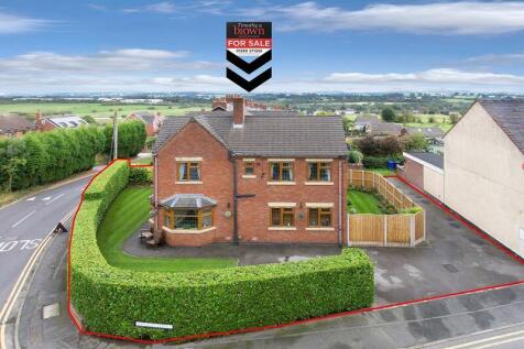 EXTERIOR SIDE &amp; PROPERTY BOUNDARY