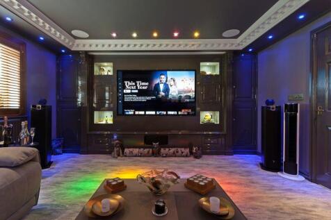 CINEMA ROOM