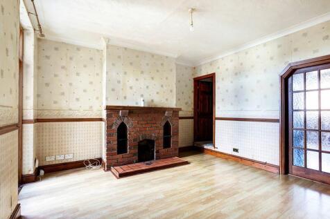 SITTING/DINING ROOM