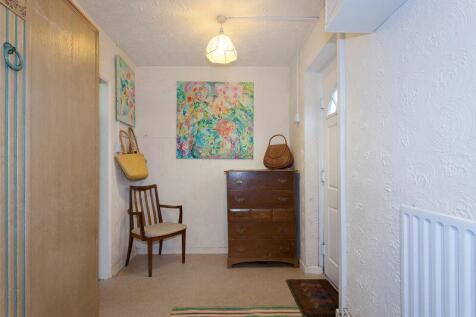 HALL/RECEPTION ROOM