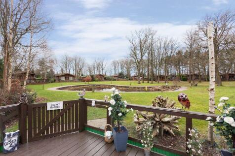 DECKING