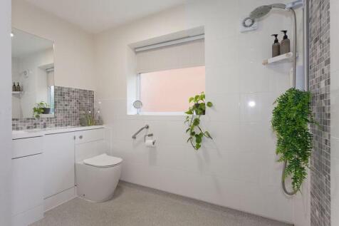 WET ROOM 