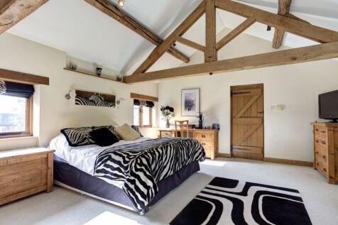 BEDROOM 1 C